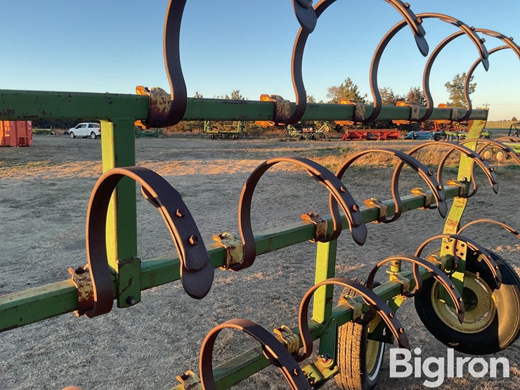 john-deere-3-bar-spring-tooth-harrow-image-18