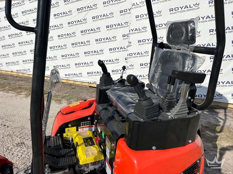 2025-cfg-industrial-nt20-cz-mini-excavator-image-8