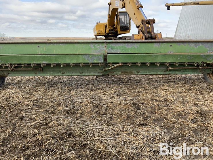 john-deere-12-image-14