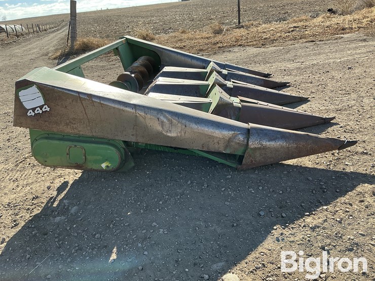 john-deere-444-image-4