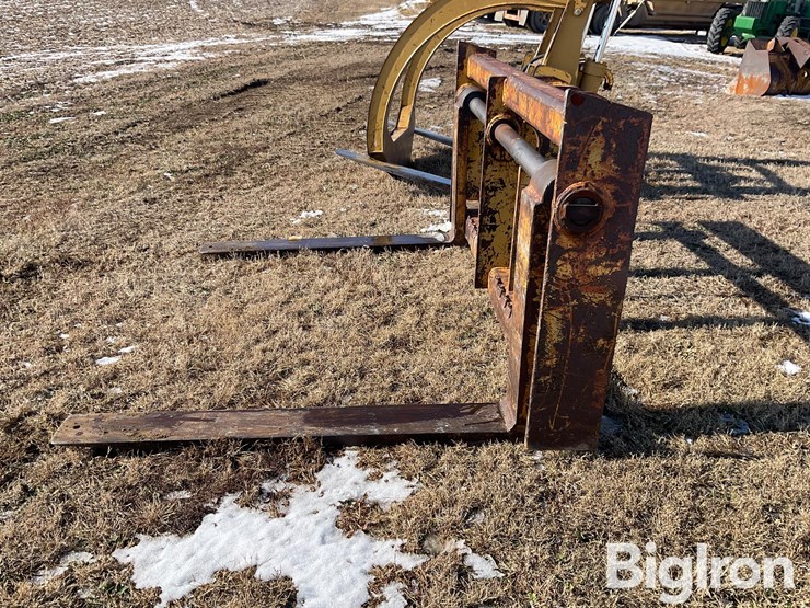 2009-caterpillar-60-image-8