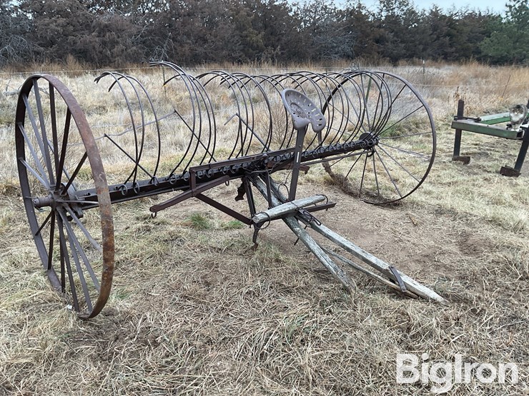 international-dump-rake-image-3