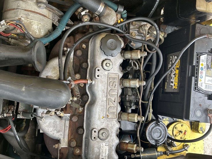 hyster-60-6,000lb-diesel-forklift-image-9