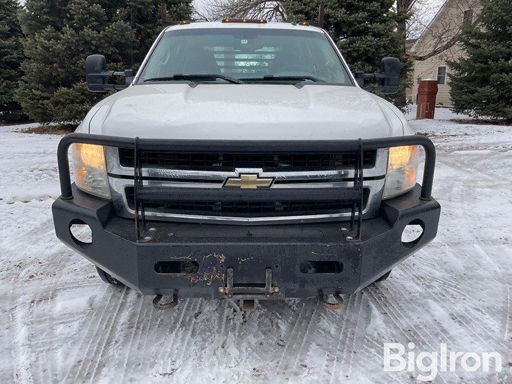 chevrolet-3500hd-image-2