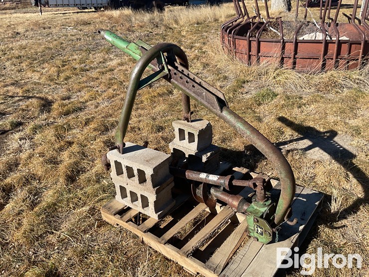 john-deere-post-hole-digger-image-7