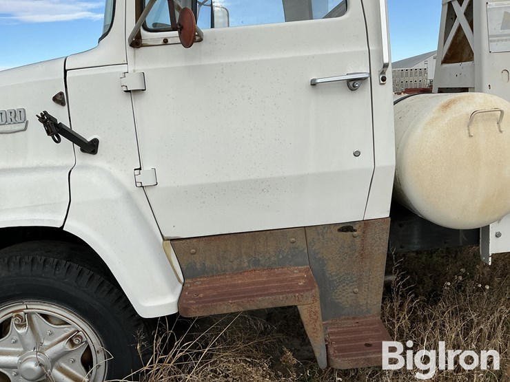 ford-ln700-image-14