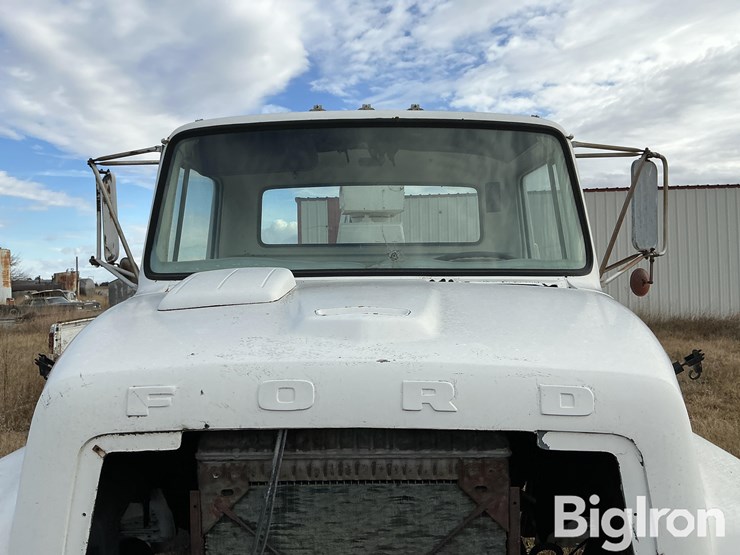 ford-ln700-image-12