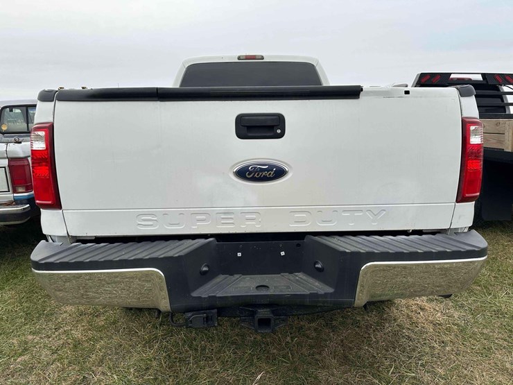 2010-ford-f350-image-7