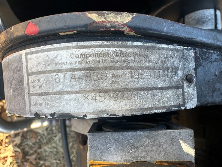 #32907-•-case-6ta830-6-cyl-power-unit-image-20