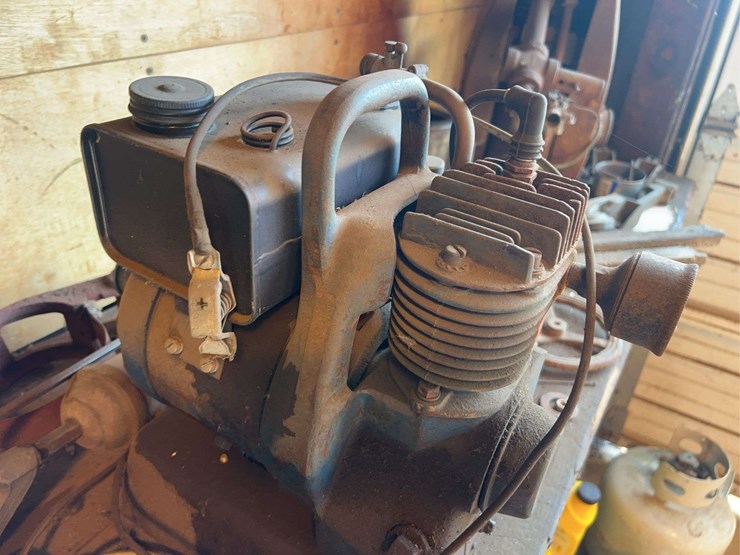 engines,-oil-jugs,-and-rope-image-14