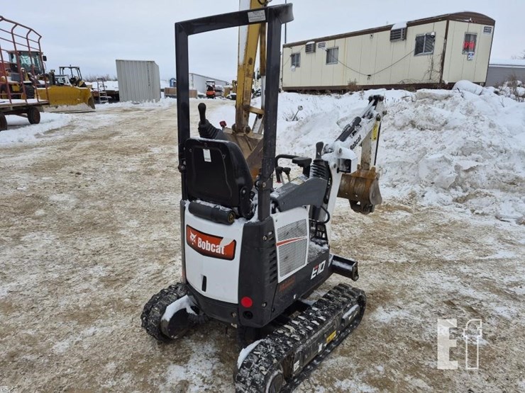 bobcat-e10-image-6