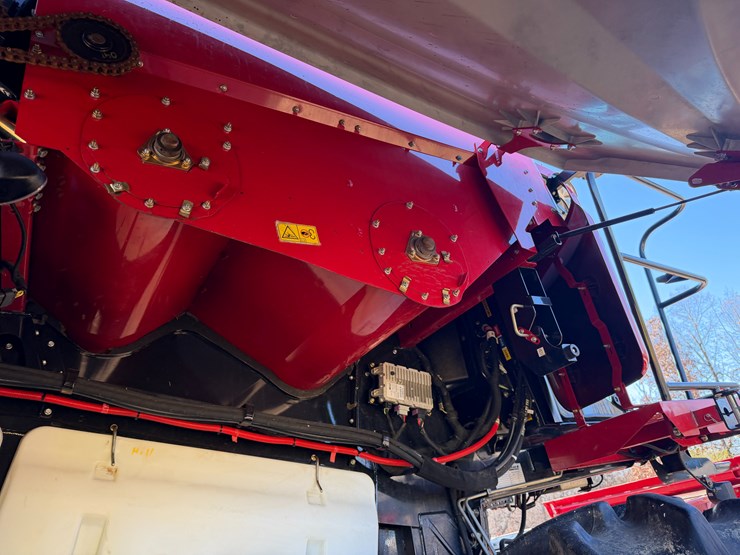 case-ih-8250-image-71