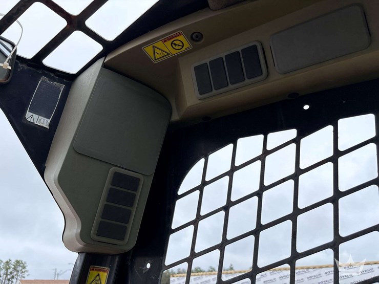 2007-caterpillar-262c-image-19