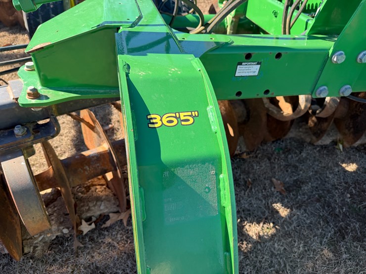 john-deere-2620-image-30