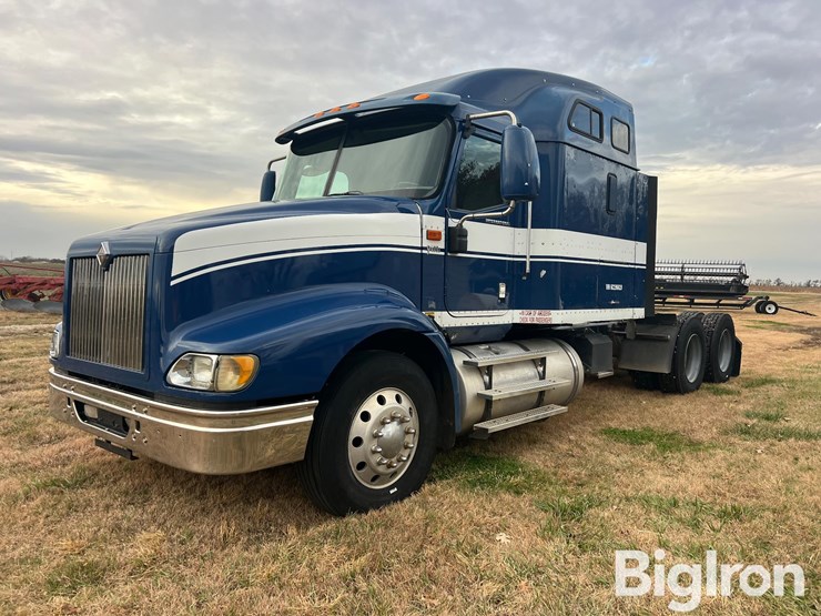 2006-international-9400i-t/a-truck-tractor-image-1