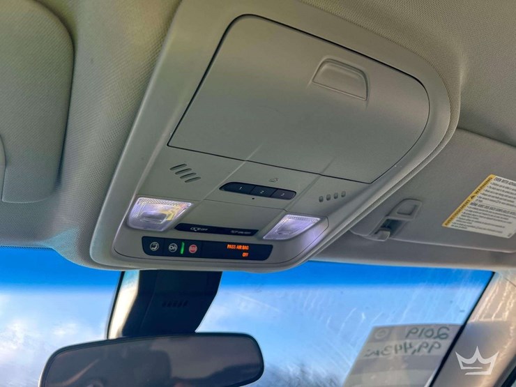 2019-chevrolet-equinox-image-16