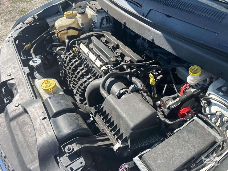 2018-dodge-journey-image-8