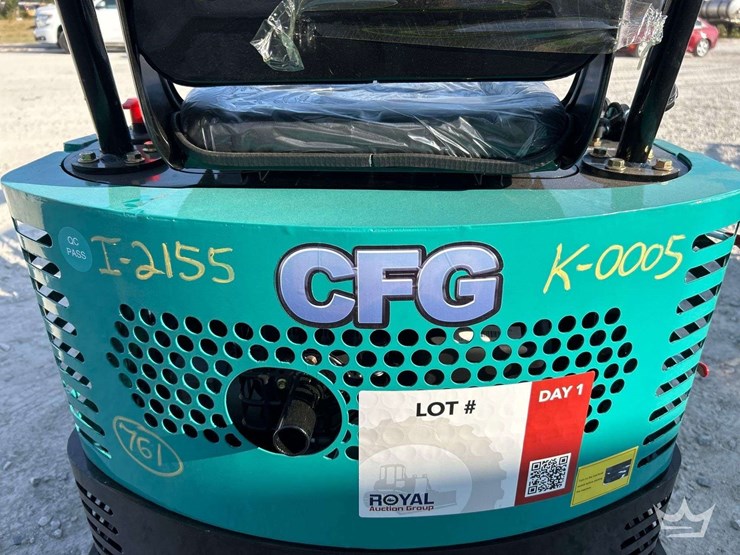 unused-2025-cfg-industrial-qh12r-mini-excavator-image-19