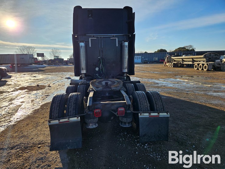 caterpillar-c15-image-6