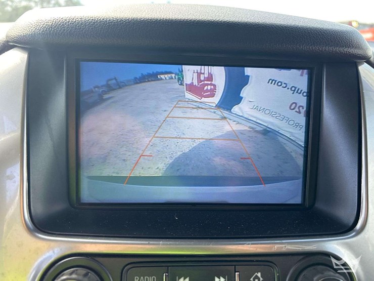 2018-chevrolet-tahoe-image-17