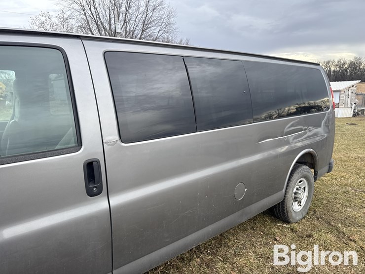 chevrolet-3500-image-16