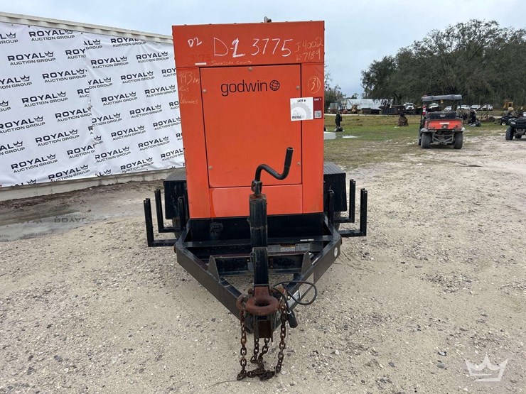 2013-godwin-dri-prime-cd103m-towable-trash-pump-image-20