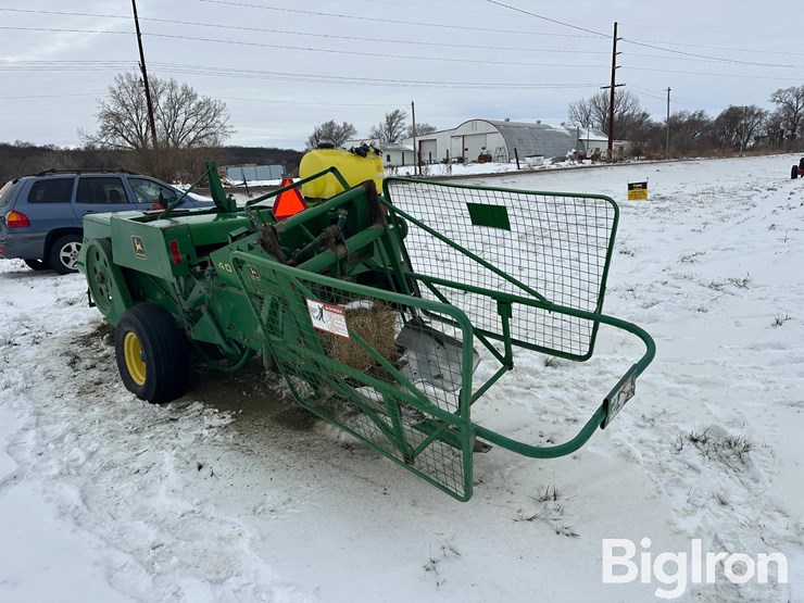 john-deere-338-image-5