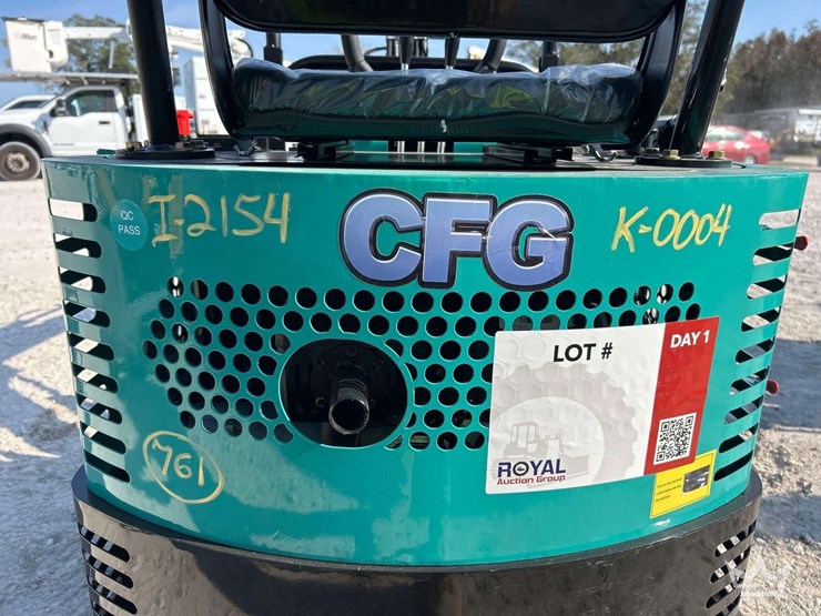 unused-2025-cfg-industrial-qh12r-mini-excavator-image-16