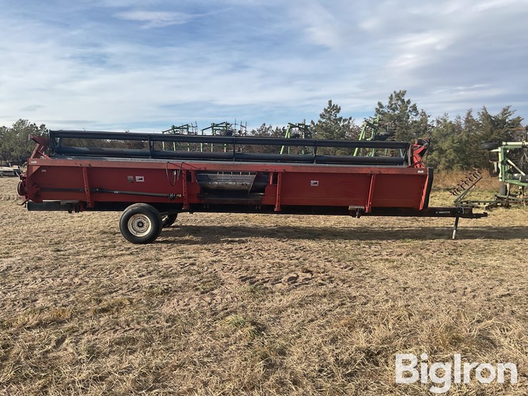 case-ih-platform-header-w/trailer-image-6