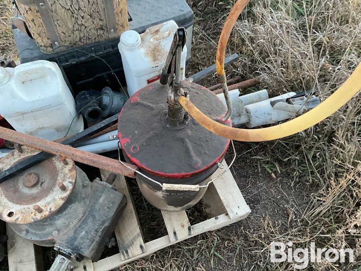 pivot-tires-&-parts-image-16