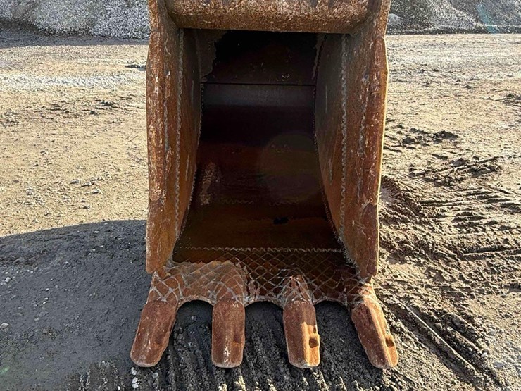 komatsu-pc490-lc-10-image-16