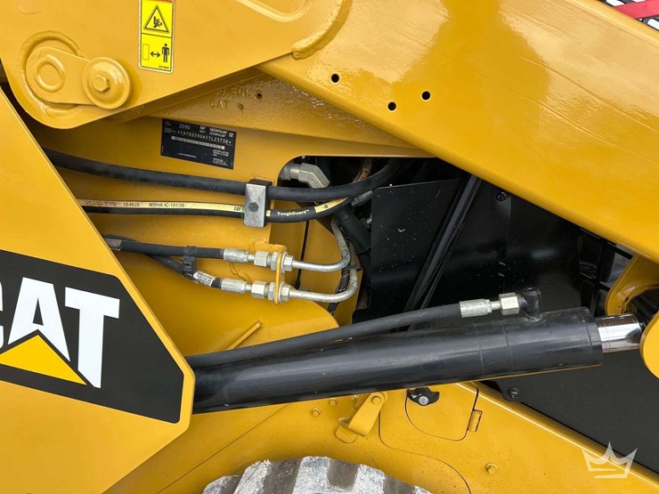 2019-caterpillar-259d-image-19