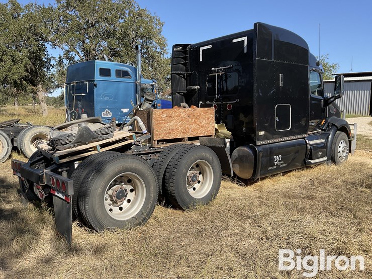 2014-peterbilt-579-image-5