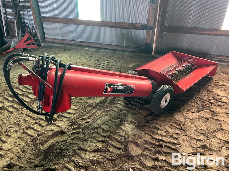 wheatheart-under-hopper-transfer-auger-image-1