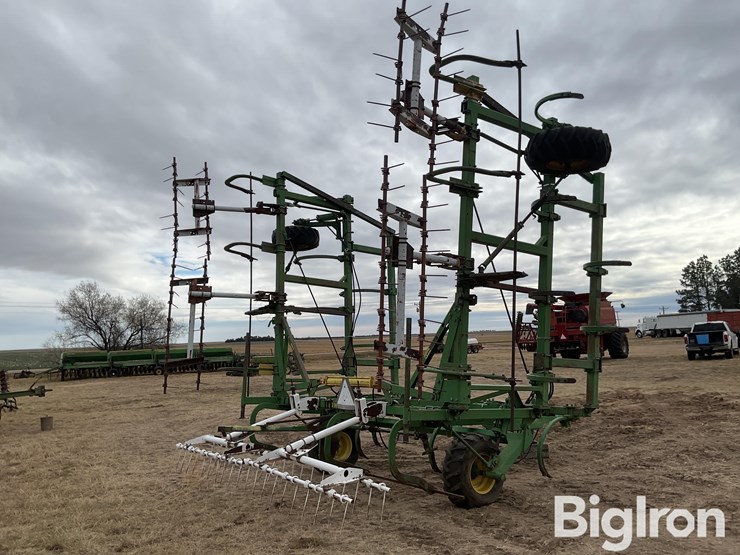 john-deere-rod-weeder-image-5