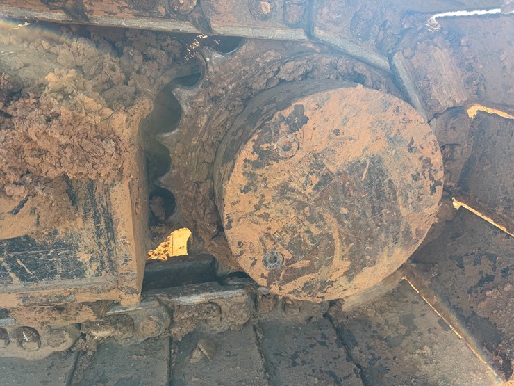 caterpillar-320-image-19