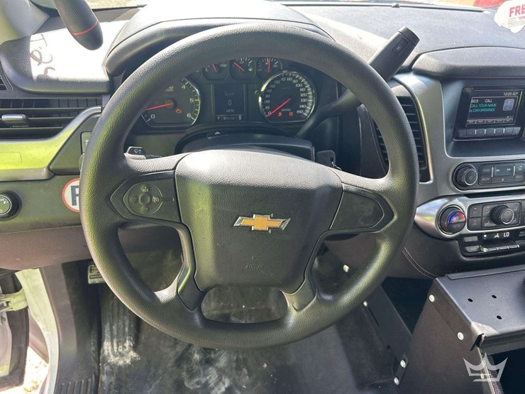 2016-chevrolet-tahoe-image-11