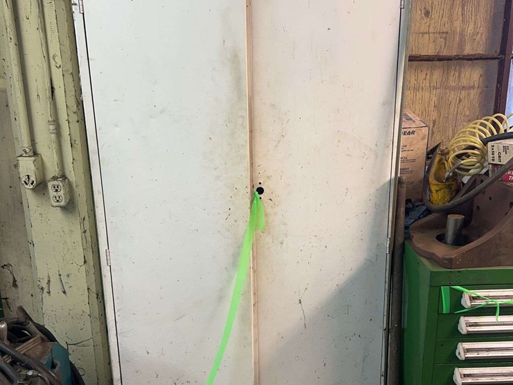 tool-cabinets-with-contents-and-arc-welder-image-3