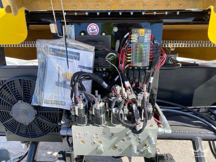 2025-ligchine-spiderscreed-concrete-screed-image-13