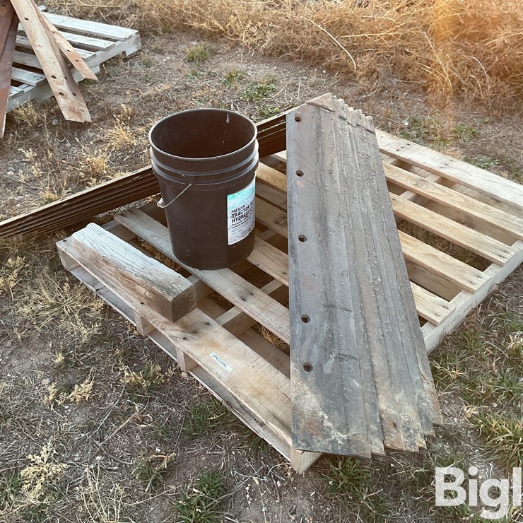 5’ Wide Noble Blades