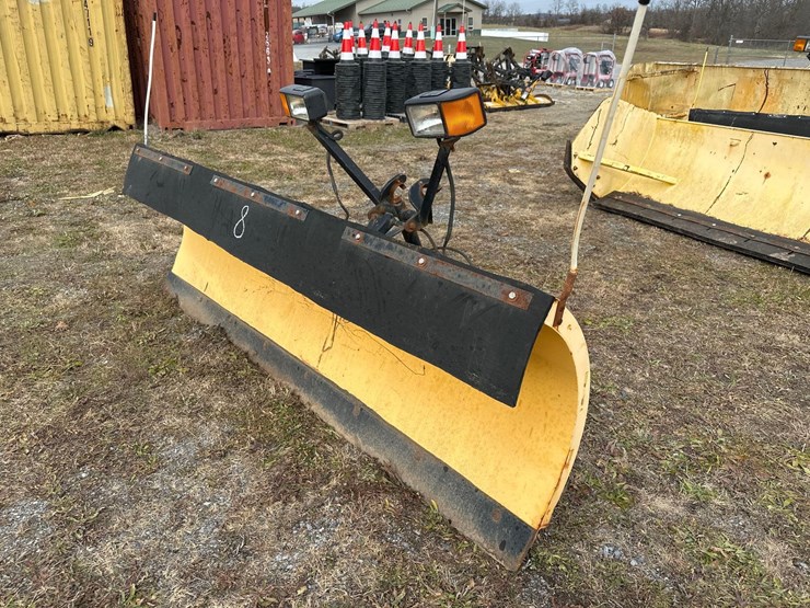 meyer-8'-snow-plow-w/-bracket-image-1