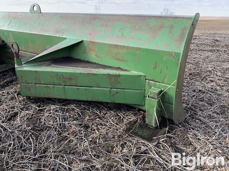 john-deere-12-image-12