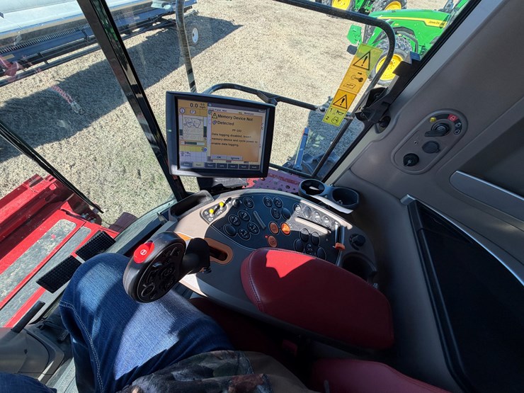 case-ih-8250-image-100