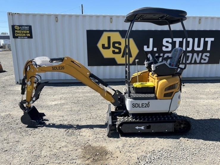2025-sdlanch-sdle20-mini-hydraulic-excavator-image-7