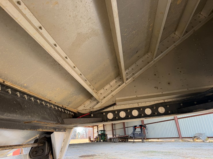 wilson-hopper-bottom-image-38