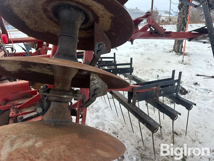 case-ih-3950-image-16