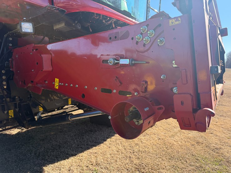 case-ih-8250-image-28
