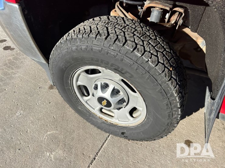 chevrolet-silverado-2500-image-14