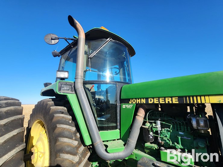 john-deere-4560-image-17