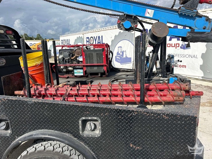 2013-ford-f450-image-26